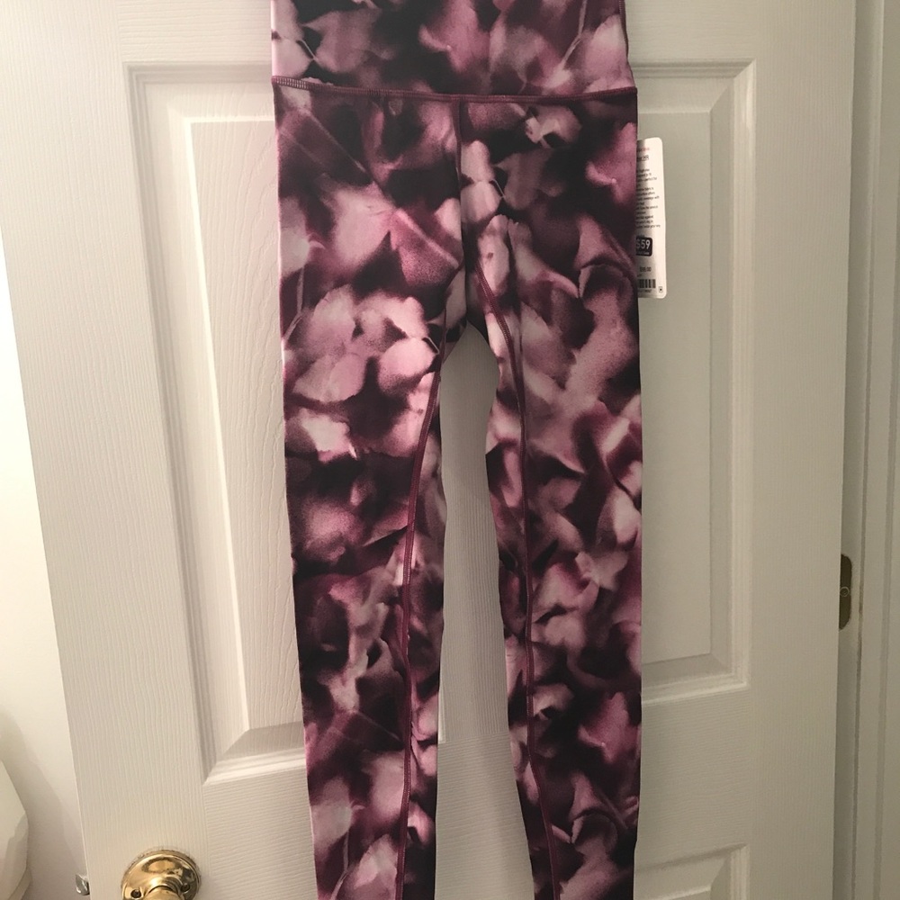 NWT Lululemon Wunder Under High Rise Legging pink